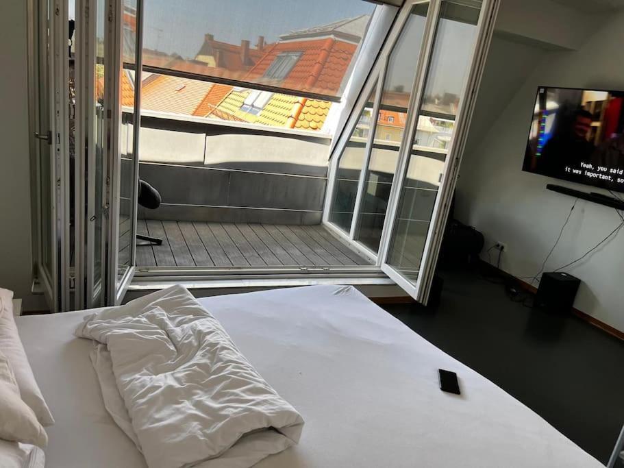 6 Zimmer Maisonette-Penthouse Pool Dachterrasse Luxus München Kültér fotó