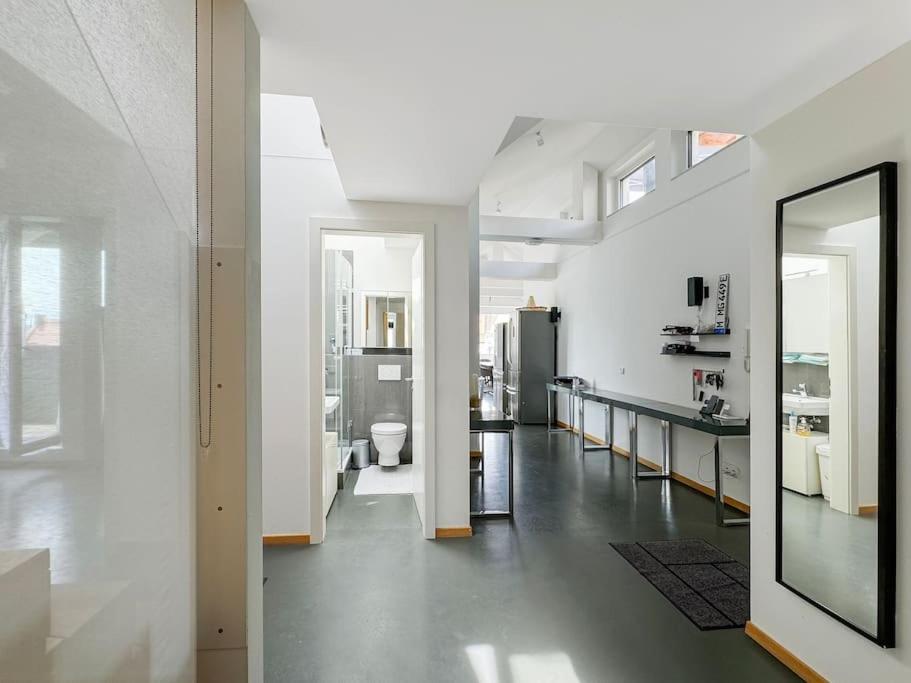 6 Zimmer Maisonette-Penthouse Pool Dachterrasse Luxus München Kültér fotó