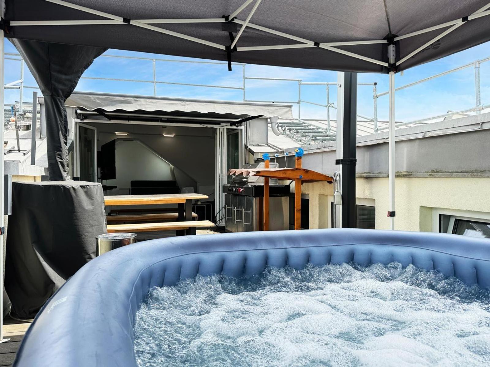 6 Zimmer Maisonette-Penthouse Pool Dachterrasse Luxus München Kültér fotó